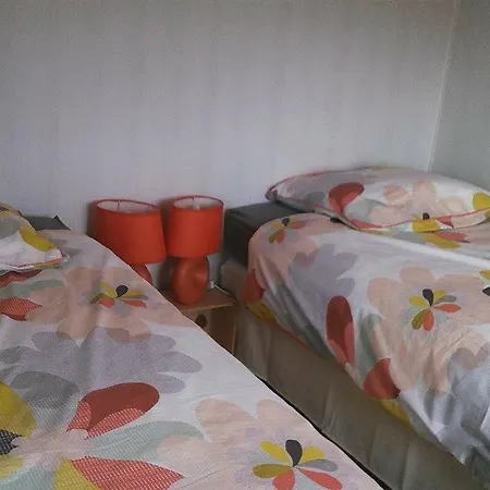 Semesterbostad La Halte Villeret